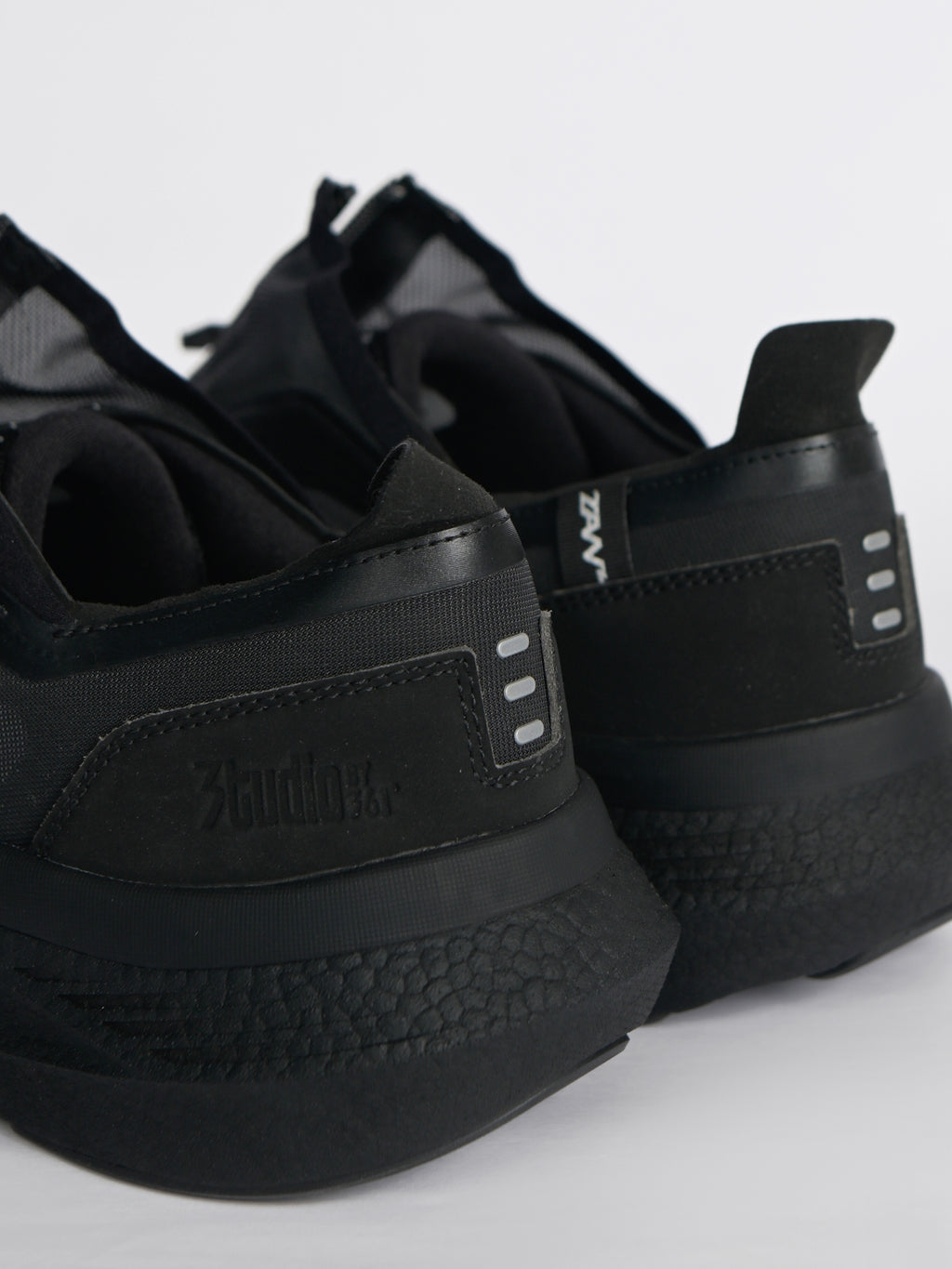 TanZ001-Black