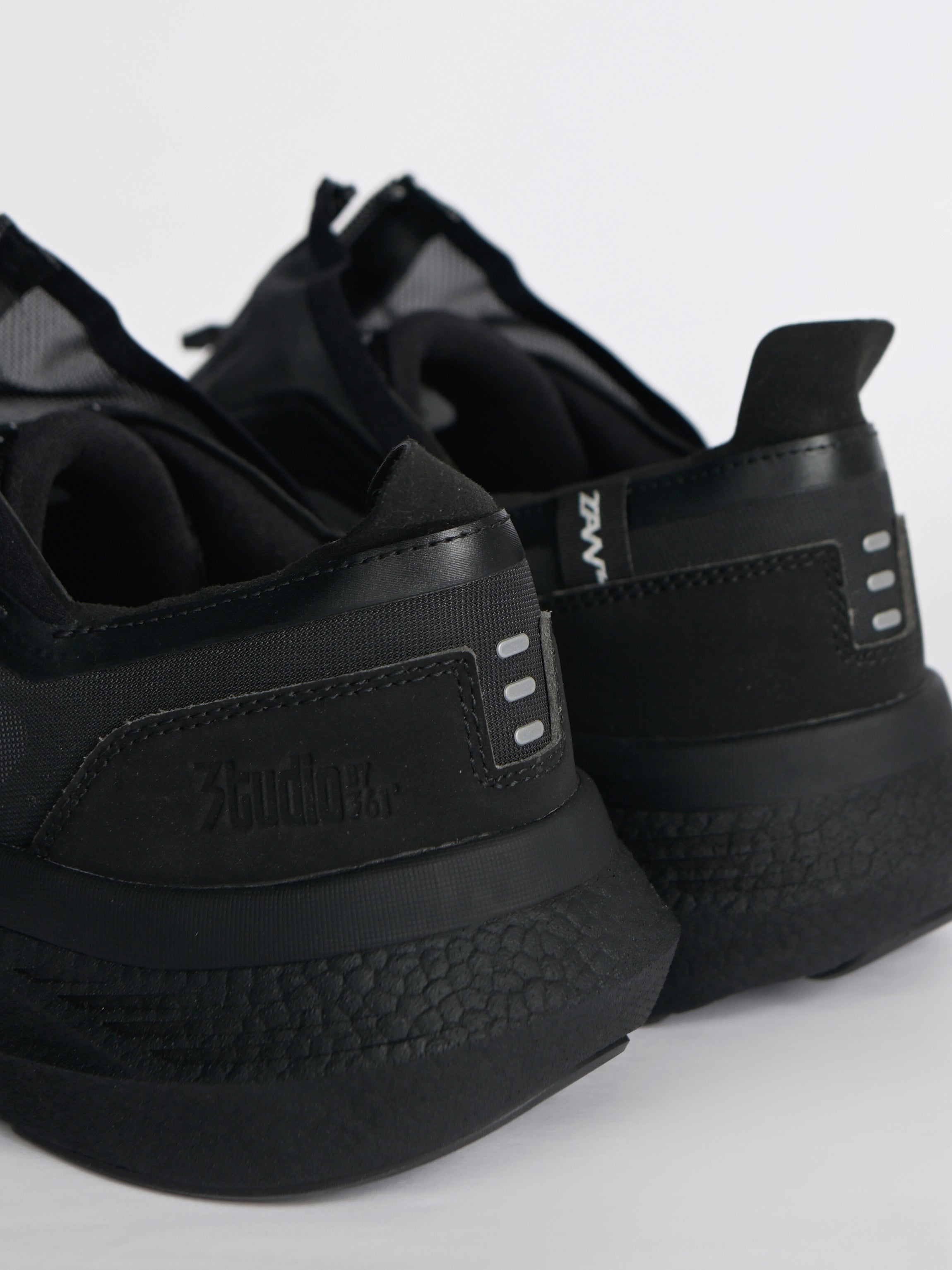 TanZ001-Black